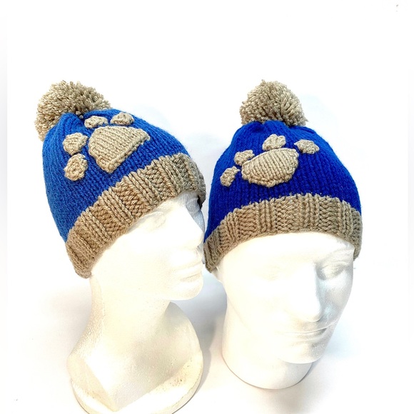 Hand Knit Couples Blue and Gray Beanie Hat Set with Paw Print and Pom Pom - Picture 1 of 9